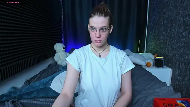 KIKI Krash online show from February 21, 10:39 am