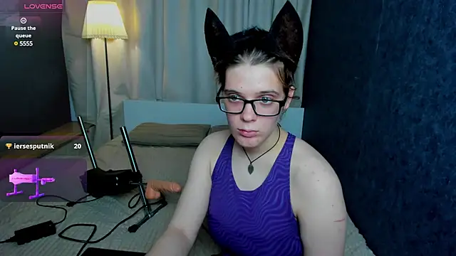 KIKI Krash online show from March 7, 4:44 pm