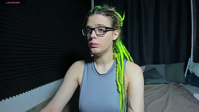 KIKI Krash online show from September 25, 10:08 am