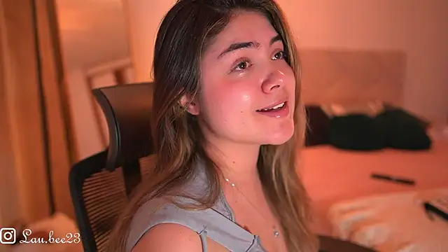 Lau Bee online show from March 21, 4:21 pm