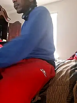 bigboytoy912 online show from April 18, 7:07 pm