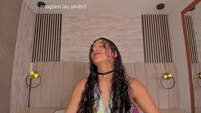 Snapshot of laura_smith33 chatting on September 20, 3:46 pm laura smith33 online show from September 20, 3:46 pm