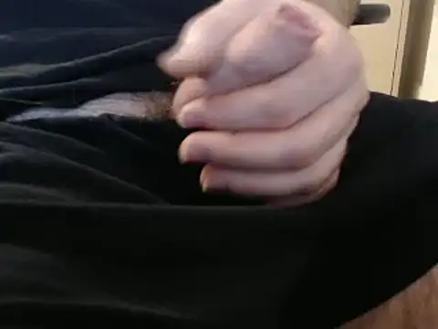 Snapshot of steelwings1976 chatting on December 10, 11:19 pm steelwings1976 online show from December 10, 11:19 pm