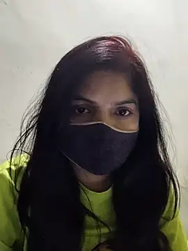 Snapshot of illay_love chatting on February 19, 1:39 pm illay love online show from February 19, 1:39 pm