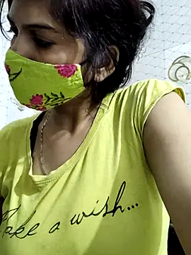 Snapshot of illay_love chatting on February 20, 12:47 pm illay love online show from February 20, 12:47 pm