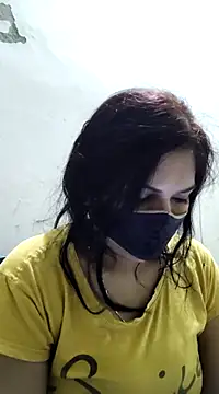 Snapshot of illay_love chatting on March 6, 5:00 pm illay love online show from March 6, 5:00 pm
