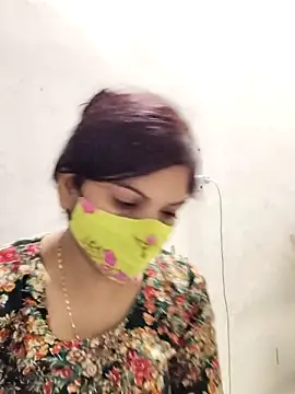 Snapshot of illay_love chatting on March 7, 1:07 pm illay love online show from March 7, 1:07 pm