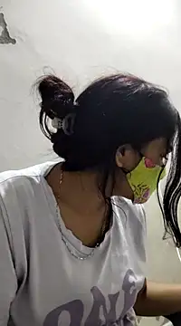 Snapshot of illay_love chatting on March 8, 5:43 pm illay love online show from March 8, 5:43 pm