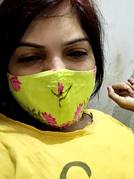 Snapshot of illay_love chatting on March 21, 2:39 am illay love online show from March 21, 2:39 am