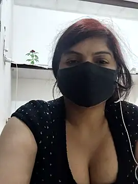 illay love online show from February 11, 7:52 pm