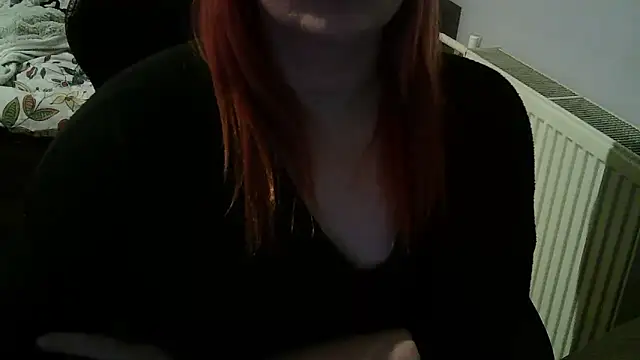 Snapshot of curvybabe123 chatting on March 3, 8:15 pm curvybabe123 online show from March 3, 8:15 pm