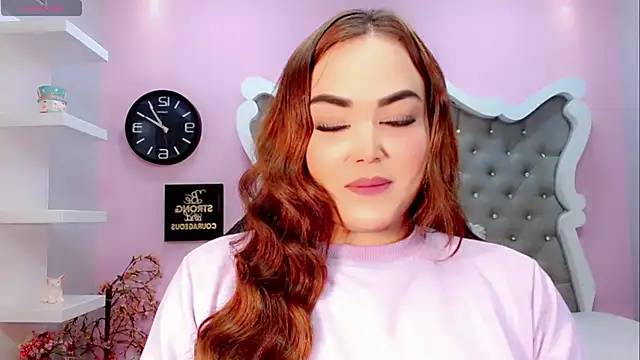 Snapshot of Sophia-Isabella chatting on February 5, 1:58 am Sophia-Isabella online show from February 5, 1:58 am