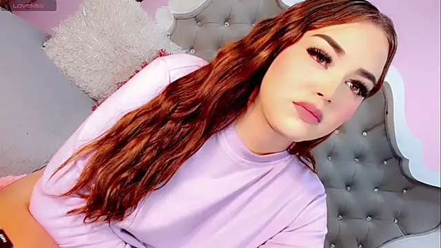 Snapshot of Sophia-Isabella chatting on February 17, 10:58 pm Sophia-Isabella online show from February 17, 10:58 pm