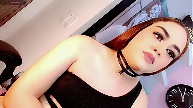 Snapshot of Sophia-Isabella chatting on March 9, 11:03 pm Sophia-Isabella online show from March 9, 11:03 pm