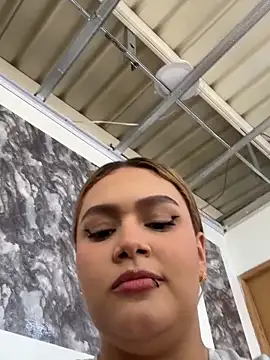 Snapshot of SofiaJoness_ chatting on November 20, 8:08 pm SofiaJoness online show from November 20, 8:08 pm