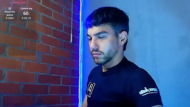 Leandro valenzuela online show from December 23, 12:08 am