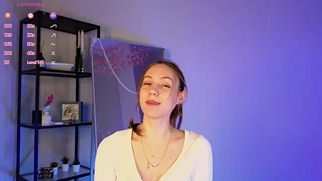 Snapshot of elfinvibes chatting on March 18, 6:03 am elfinvibes online show from March 18, 6:03 am