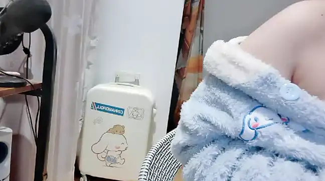 Snapshot of arena1357 chatting on January 11, 10:18 pm arena1357 online show from January 11, 10:18 pm