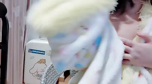 Snapshot of arena1357 chatting on January 20, 10:04 pm arena1357 online show from January 20, 10:04 pm