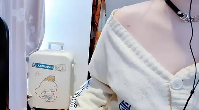 Snapshot of arena1357 chatting on March 4, 1:34 am arena1357 online show from March 4, 1:34 am