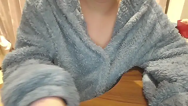 Snapshot of arena1357 chatting on November 15, 2:02 pm arena1357 online show from November 15, 2:02 pm