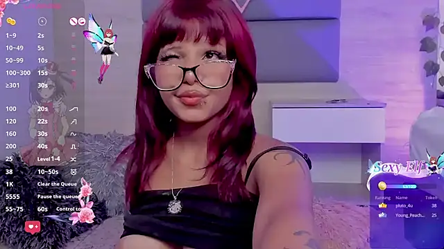 Snapshot of BonnieAnderson_ chatting on January 17, 12:31 am BonnieAnderson online show from January 17, 12:31 am