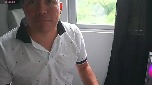 Jhonatan Morales S online show from February 22, 8:29 pm