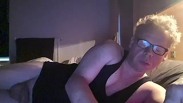 Snapshot of kinkyslet8 chatting on October 13, 6:57 am kinkyslet8 online show from October 13, 6:57 am