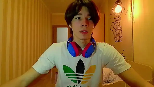 Snapshot of gayGamogey chatting on March 2, 7:23 pm gayGamogey online show from March 2, 7:23 pm