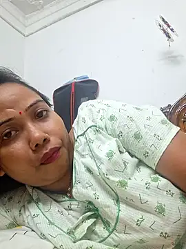 DREAM GIRL-30 online show from February 13, 7:45 am