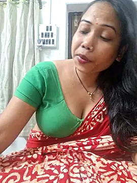 DREAM GIRL-30 online show from February 13, 3:35 pm