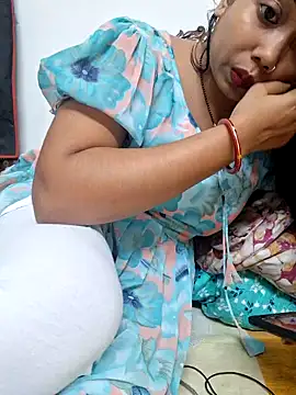 DREAM GIRL-30 online show from February 18, 7:10 am