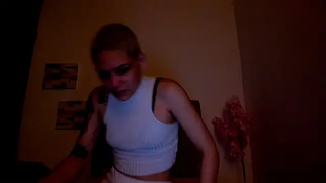 Charlee pink online show from January 9, 1:08 am