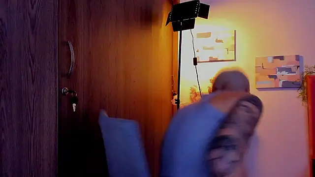 Charlee pink online show from March 18, 6:44 pm