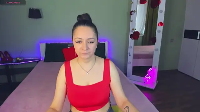 Snapshot of AngellLika chatting on October 4, 12:58 pm AngellLika online show from October 4, 12:58 pm