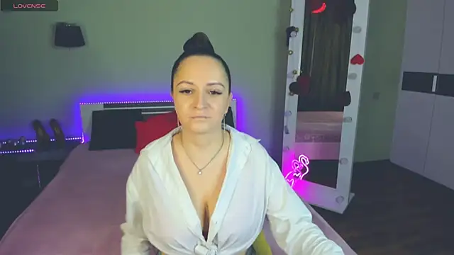 AngellLika online show from November 16, 5:13 am