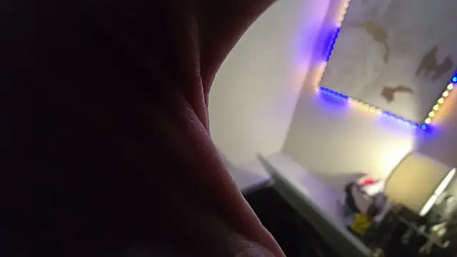 ChillzPnp online show from January 7, 5:54 am