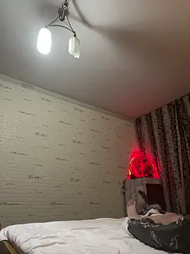 Snapshot of Kisasex1010 chatting on October 30, 7:25 pm Kisasex1010 online show from October 30, 7:25 pm