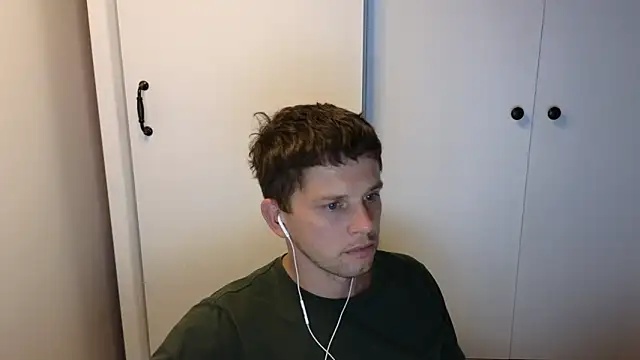 Snapshot of BigL0ve chatting on September 17, 3:03 pm BigL0ve online show from September 17, 3:03 pm