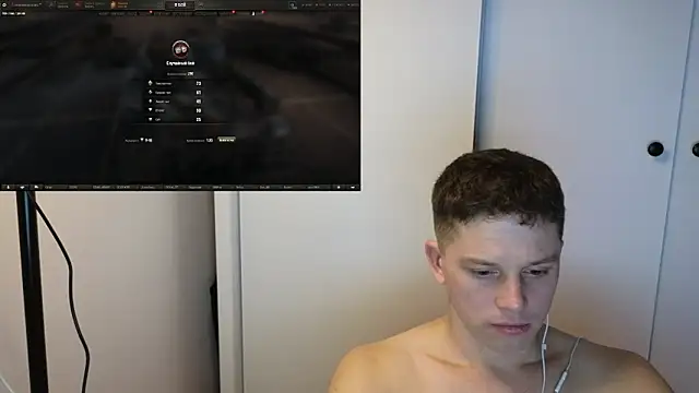 Snapshot of BigL0ve chatting on November 28, 2:42 pm BigL0ve online show from November 28, 2:42 pm