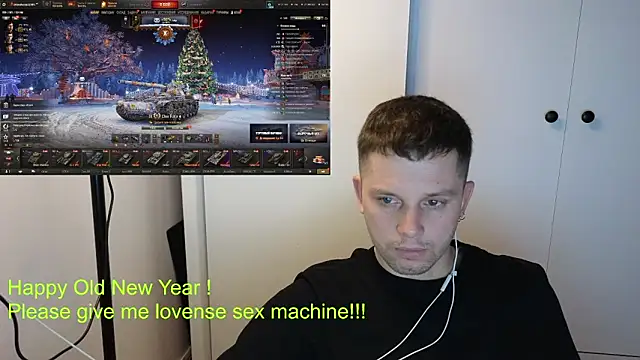 Snapshot of BigL0ve chatting on January 13, 3:06 pm BigL0ve online show from January 13, 3:06 pm