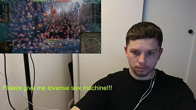 Snapshot of BigL0ve chatting on February 7, 3:05 pm BigL0ve online show from February 7, 3:05 pm