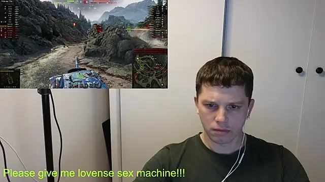 Snapshot of BigL0ve chatting on February 17, 2:24 pm BigL0ve online show from February 17, 2:24 pm