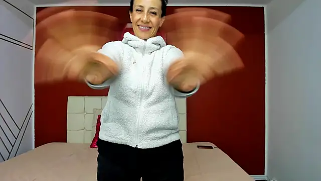 Snapshot of Abrillee1 chatting on January 30, 1:33 am Abrillee1 online show from January 30, 1:33 am