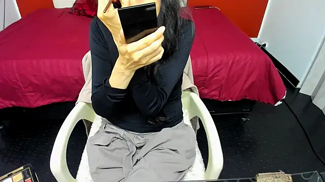 Snapshot of Abrillee1 chatting on January 31, 7:29 pm Abrillee1 online show from January 31, 7:29 pm