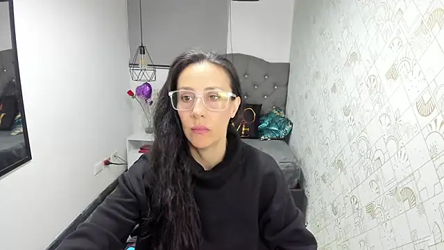 Snapshot of Abrillee1 chatting on March 23, 3:43 am Abrillee1 online show from March 23, 3:43 am