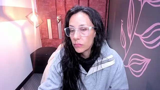 Snapshot of Abrillee1 chatting on November 7, 12:05 pm Abrillee1 online show from November 7, 12:05 pm