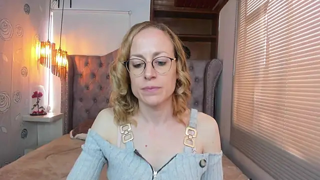 Snapshot of SammySanders chatting on March 1, 3:16 pm SammySanders online show from March 1, 3:16 pm