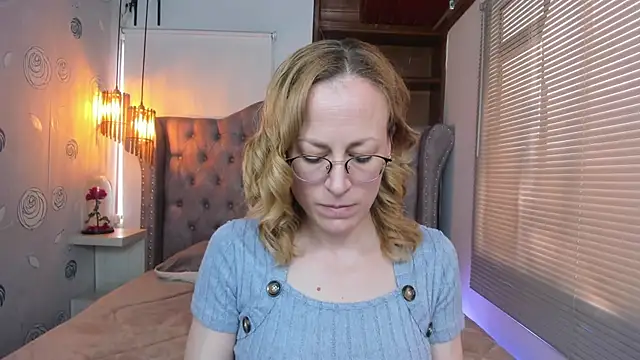 Snapshot of SammySanders chatting on March 18, 5:31 pm SammySanders online show from March 18, 5:31 pm