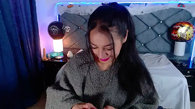 Julietacollins06 online show from October 8, 12:36 pm